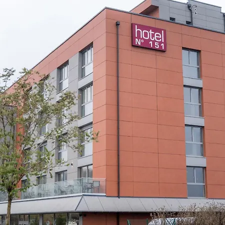 Szálloda No151